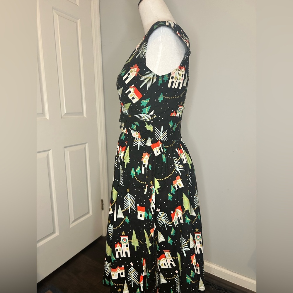 RetroLicious Holiday Print Party Dress - Picture 2 of 4
